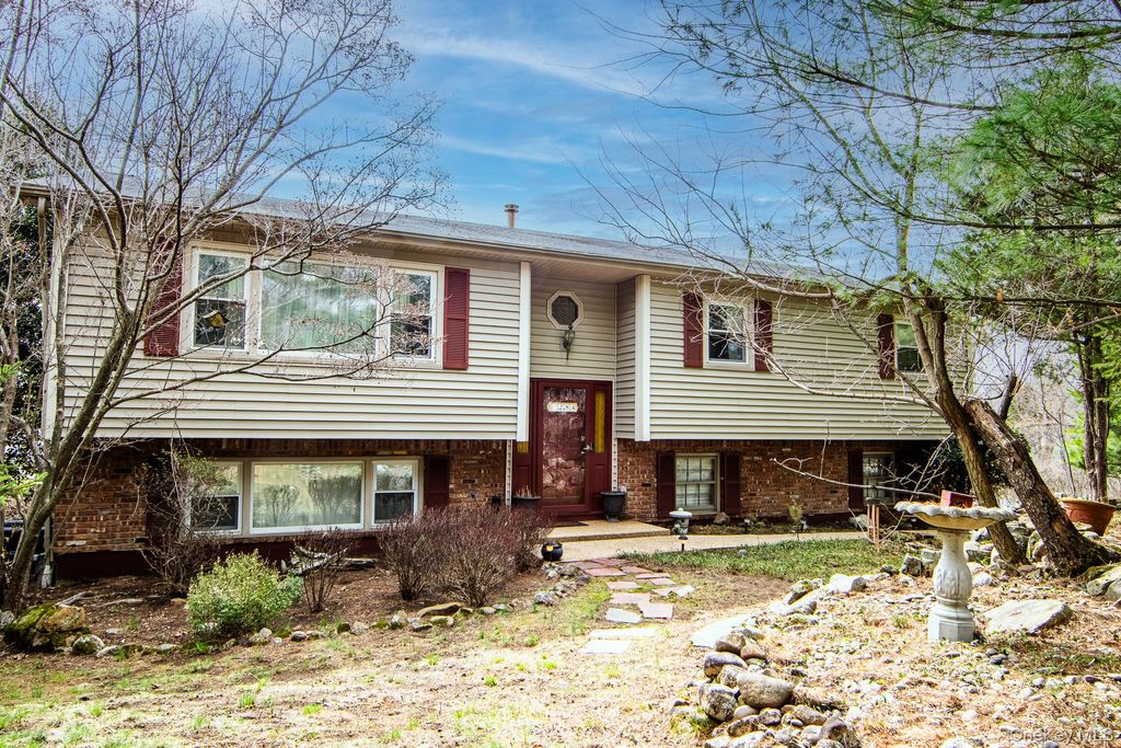 Photo of 284 Ridge Road, New City, NY 10956 (MLS # 996741)