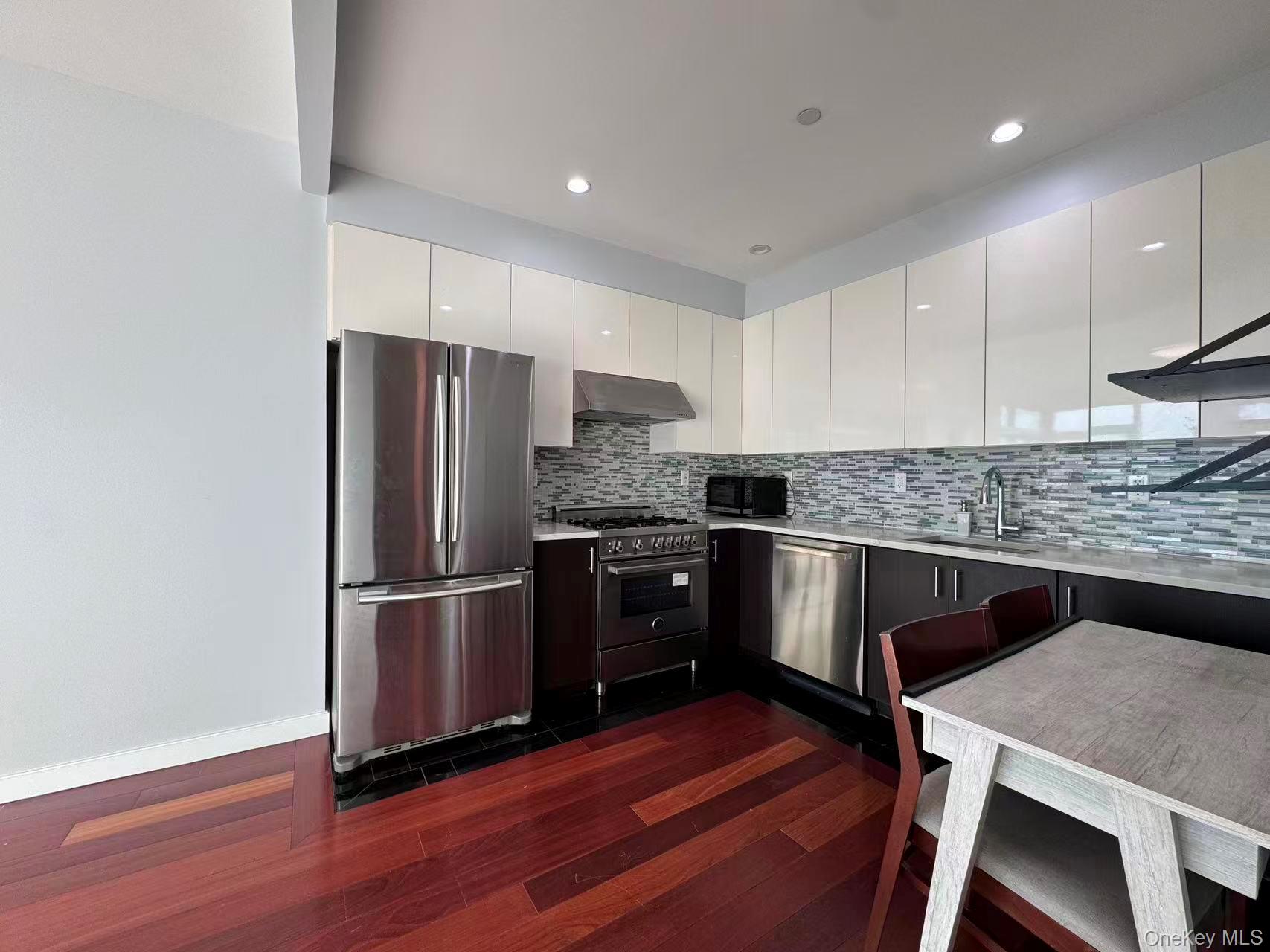 142-38 37th Avenue 13C