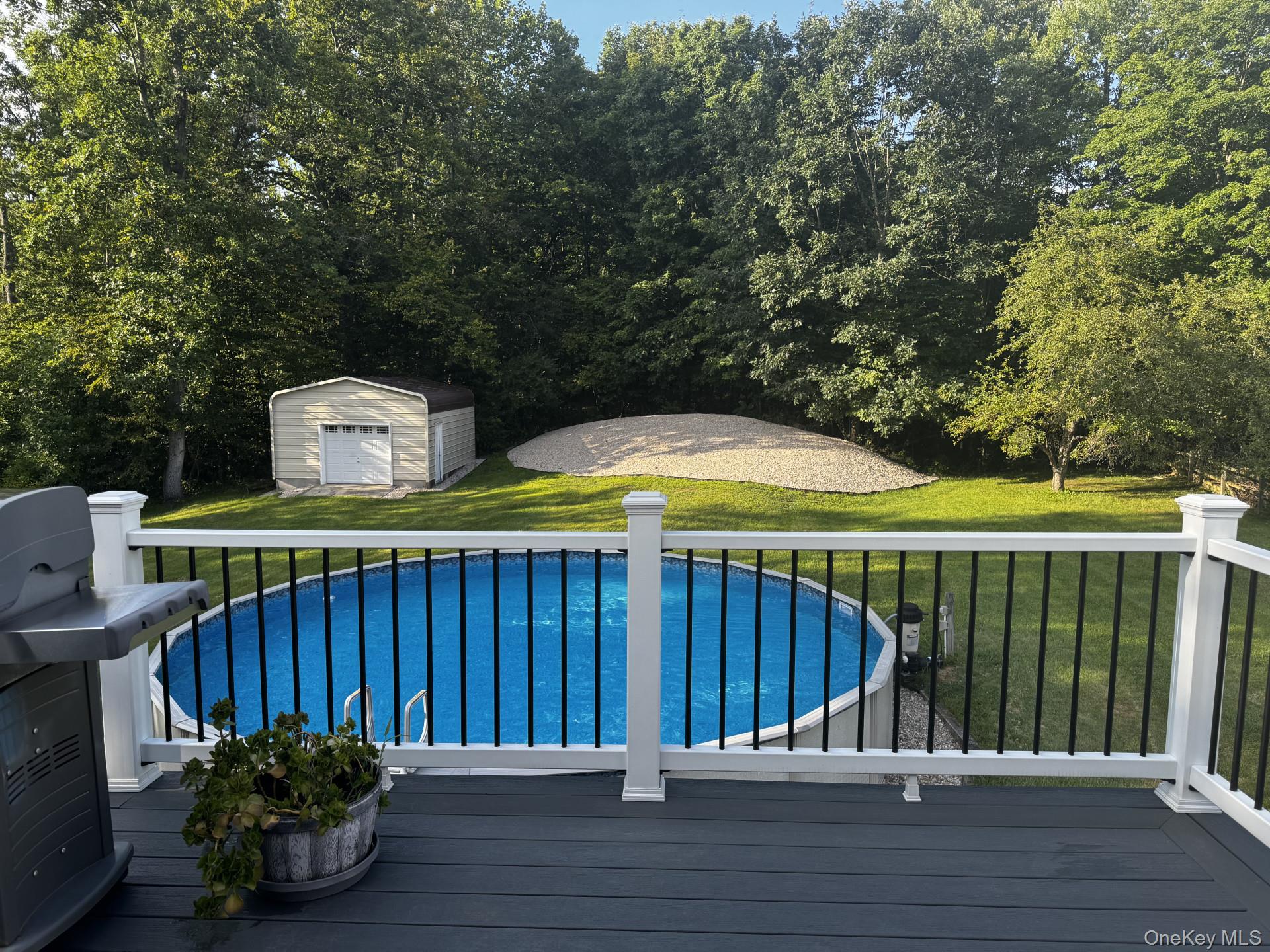 6 Russett Lane