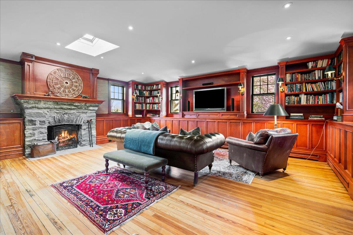 203 Corlies Avenue, Pelham, New York image 34