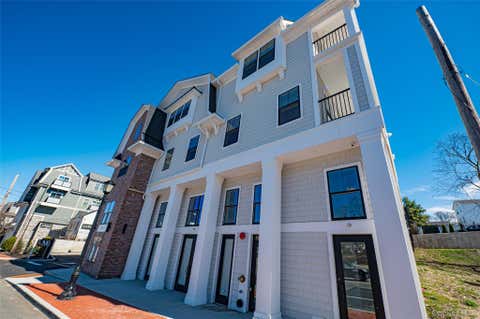 Apartment For Rent - 1100 New York Avenue #206<br/> Huntington Station, NY 11746