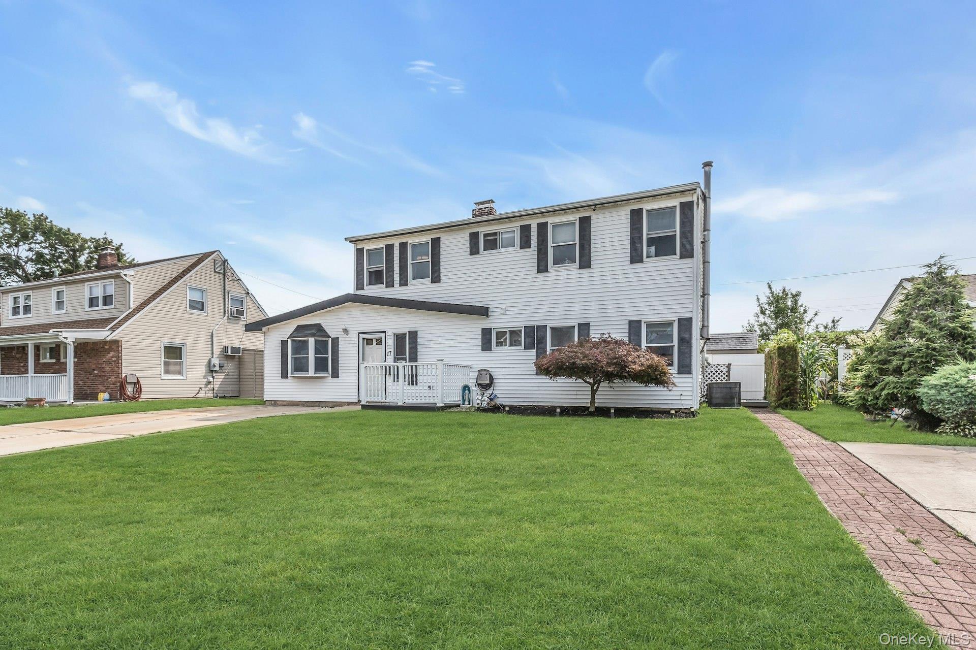 17 Chickadee Lane