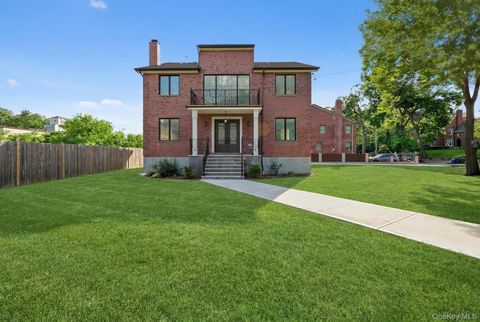 Photo of 19412 Dunton Avenue, Hollis, NY 11423 (MLS # 1008309)