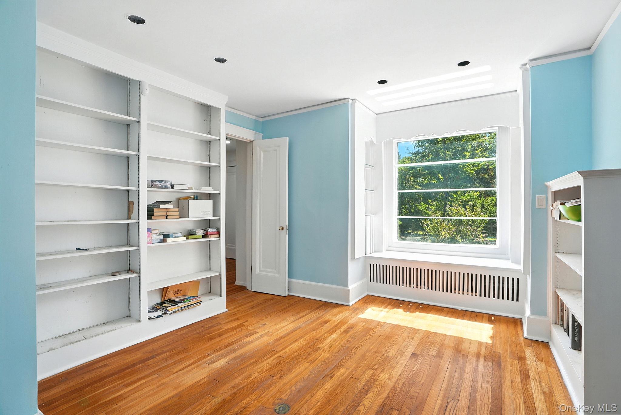 White Plains, New York 10605, United States, 4 Bedrooms Bedrooms, ,4 BathroomsBathrooms,Residential,Active,236066