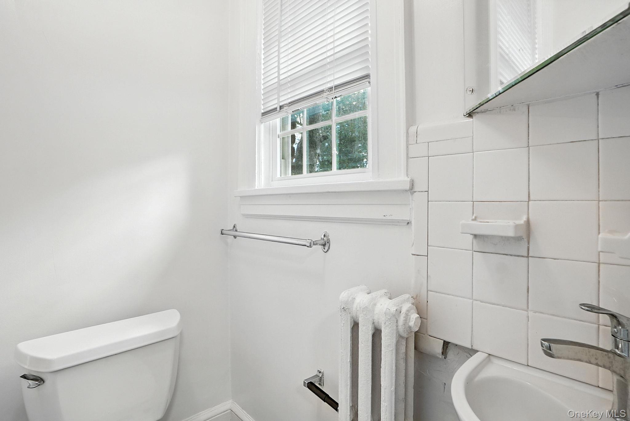 White Plains, New York 10605, United States, 4 Bedrooms Bedrooms, ,4 BathroomsBathrooms,Residential,Active,236066