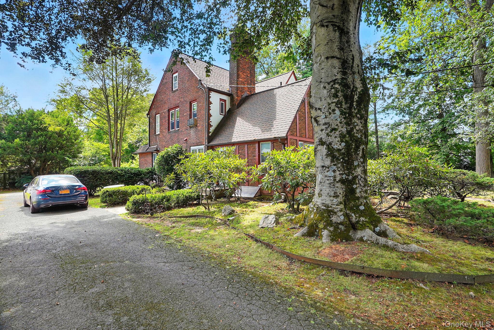 White Plains, New York 10605, United States, 4 Bedrooms Bedrooms, ,4 BathroomsBathrooms,Residential,Active,236066