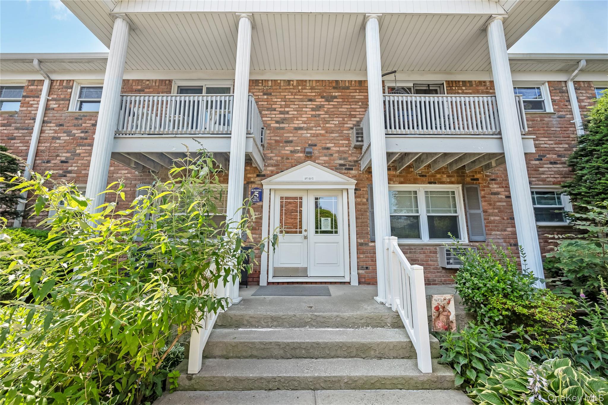 68 Fairharbor Drive 68