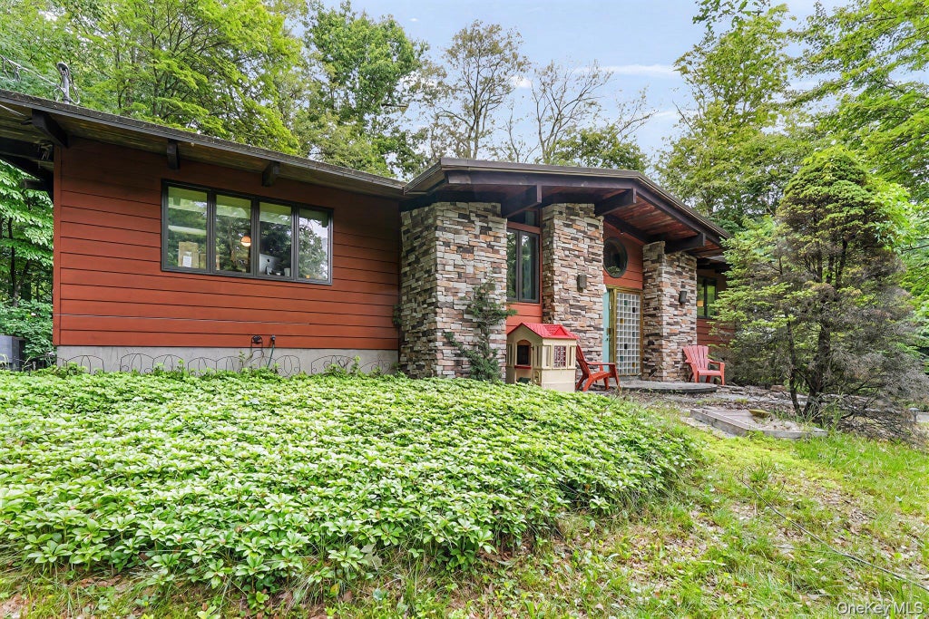 Photo of 3 Forest Lane, Suffern, NY 10901 (MLS # 1062996)