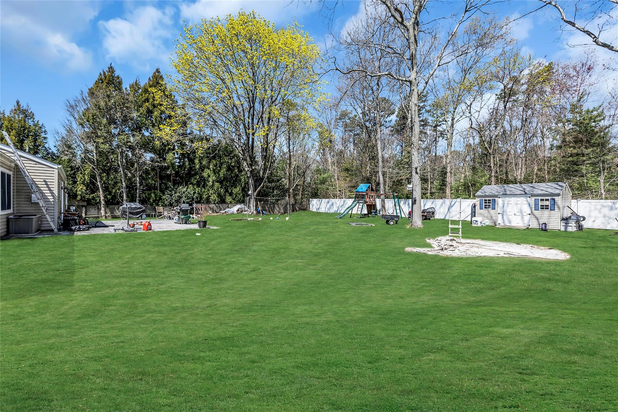 17 Clubhouse Lane, Nesconset, New York image 21