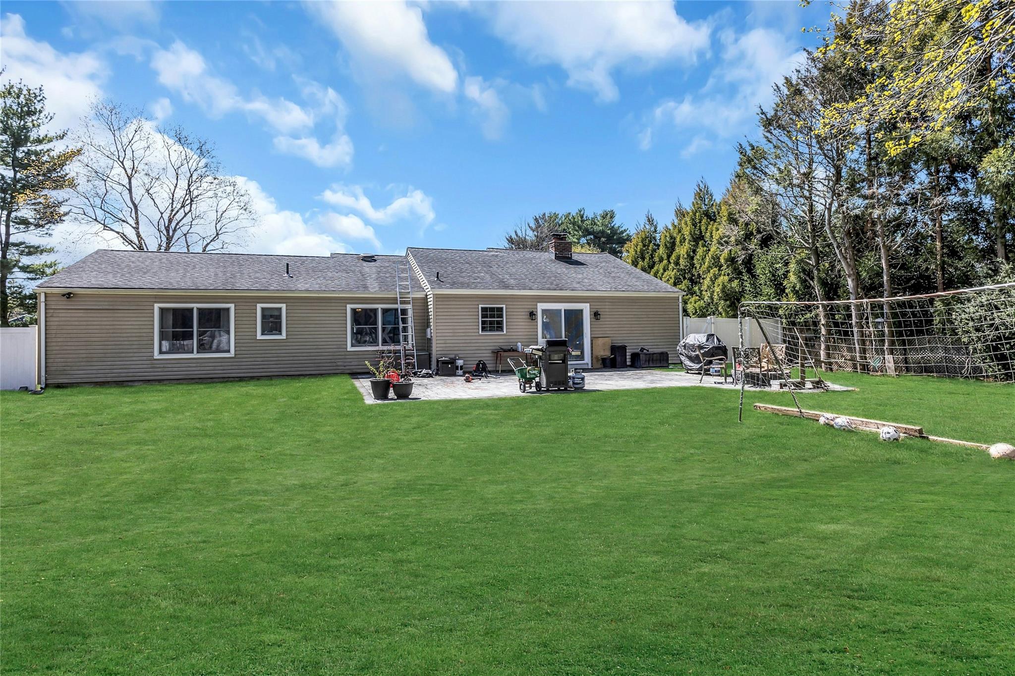 17 Clubhouse Lane, Nesconset, New York image 20