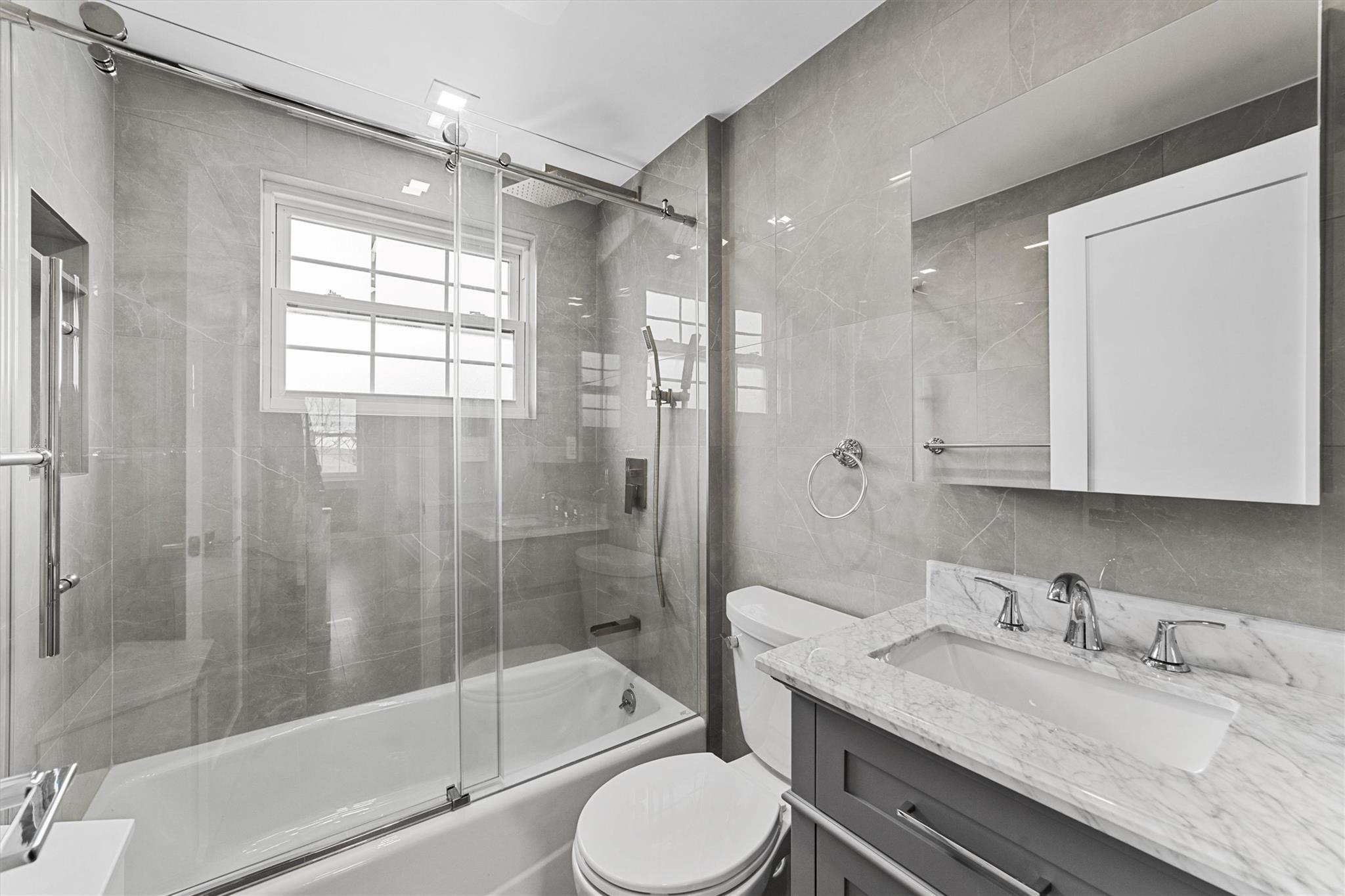 70 Normandy Road, Yonkers, New York image 23