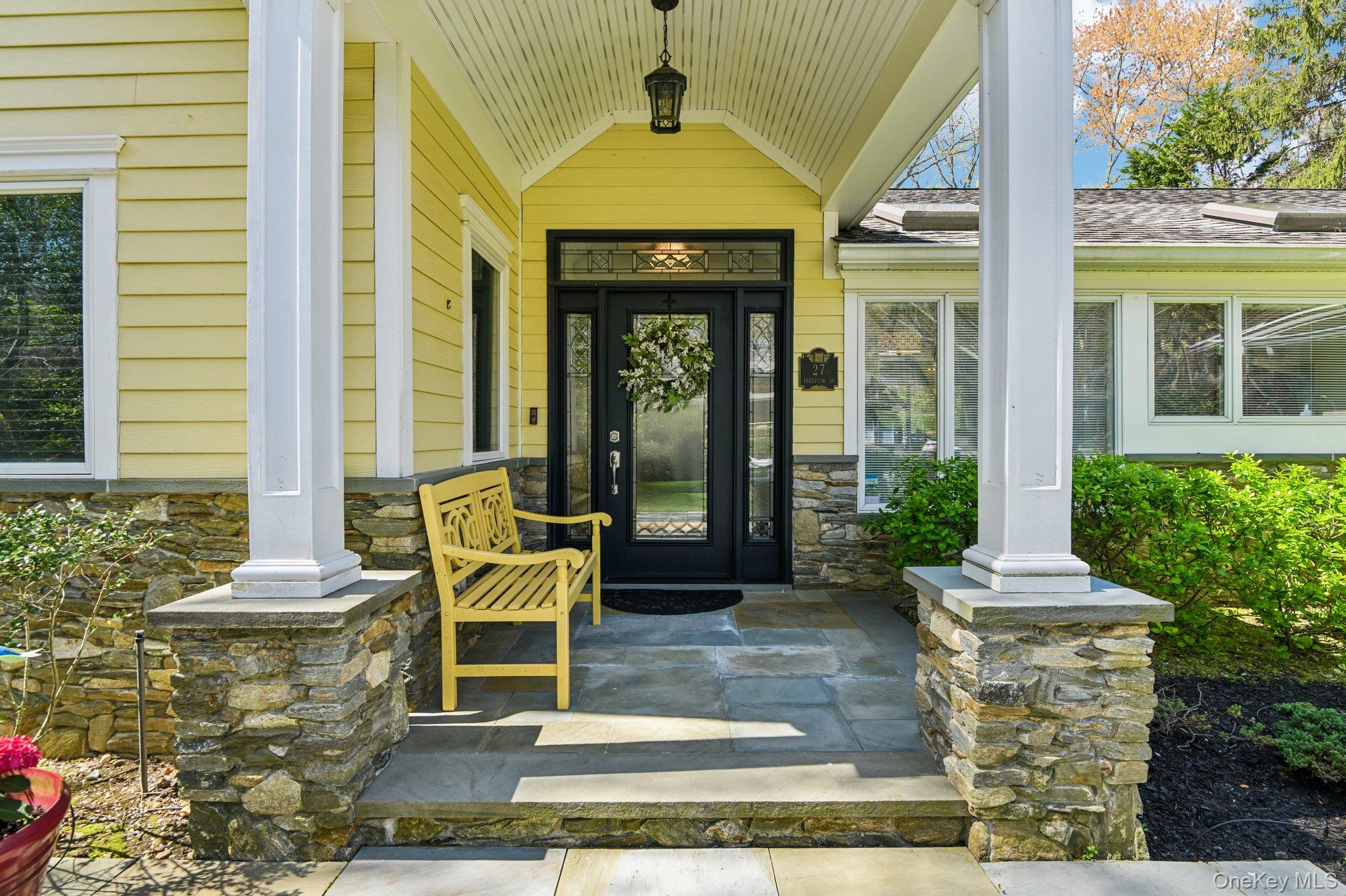27 Treeview Drive