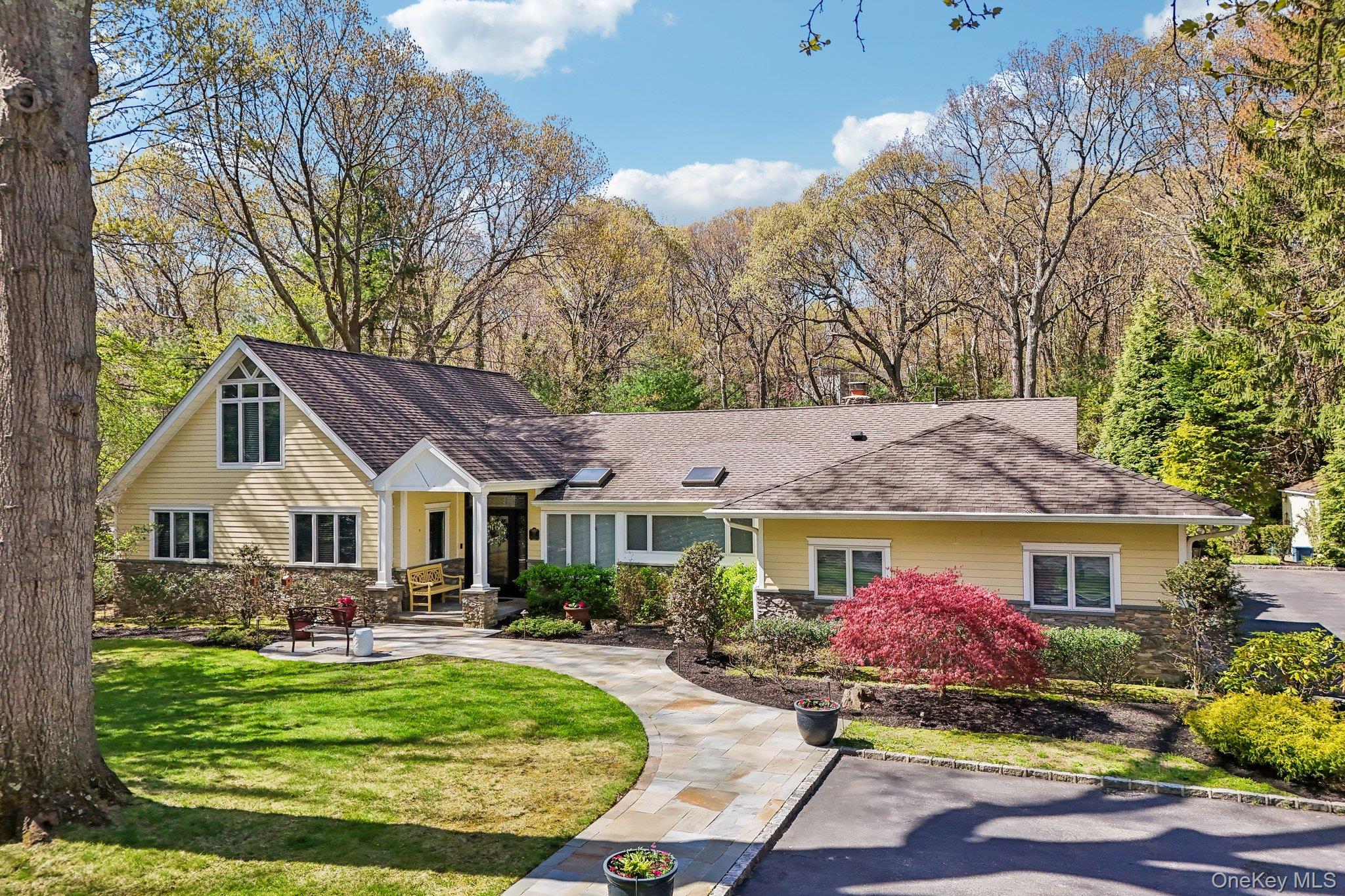 27 Treeview Drive