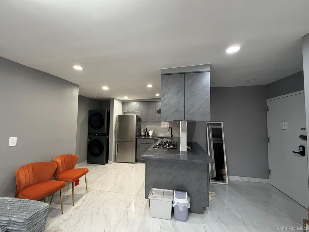 Photo of 13218 Avery Avenue #4A, Flushing, NY 11355 (MLS # 1000658)