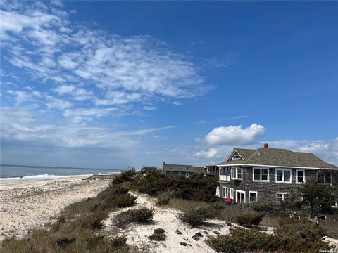 Homes For Rent - 860 Ocean View Walk<br/> Ocean Beach, NY 11770