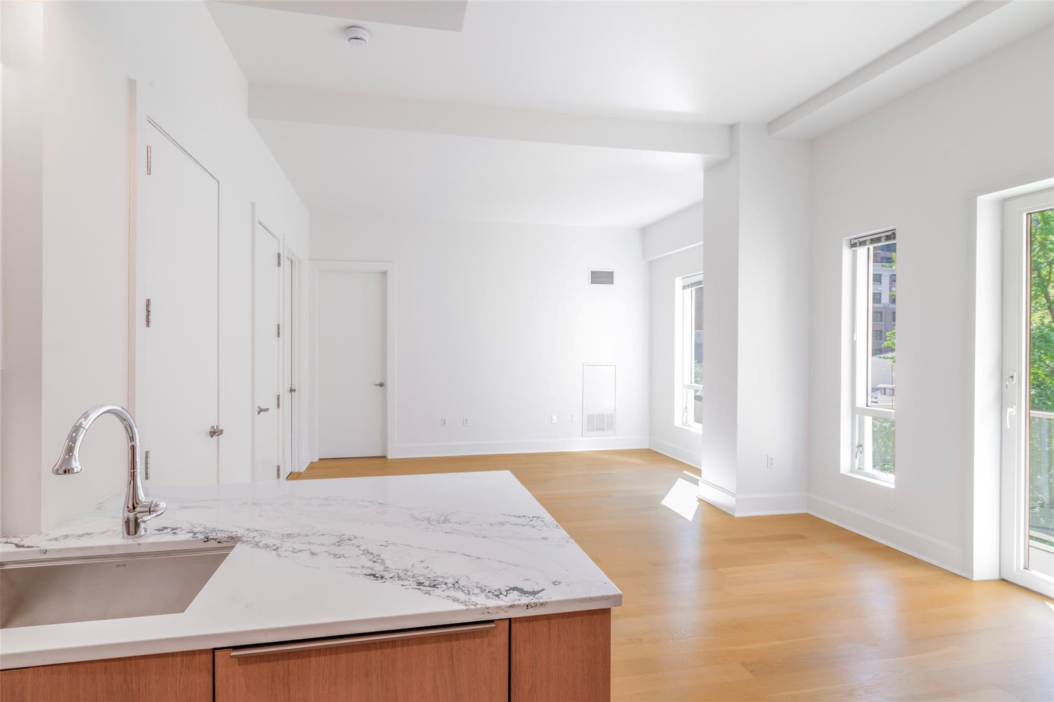 250 E 49th Street 5F