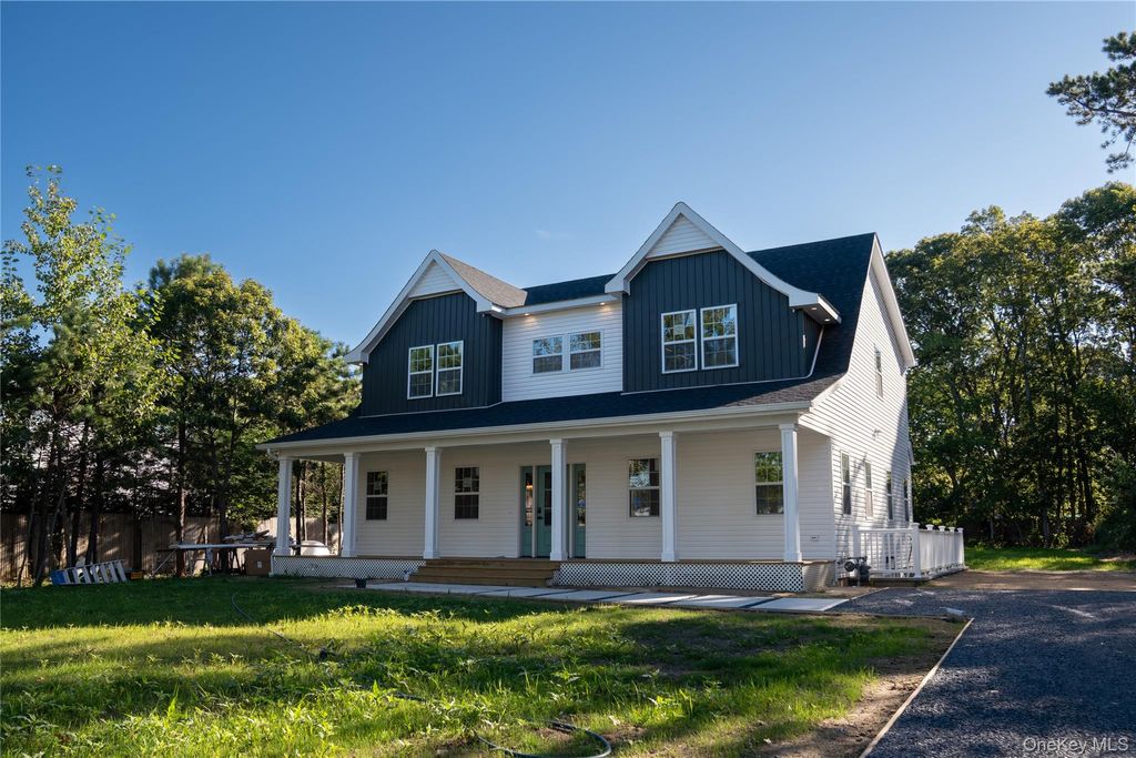 Photo of 49 the green St, Shirley, NY 11967 (MLS # 906671)