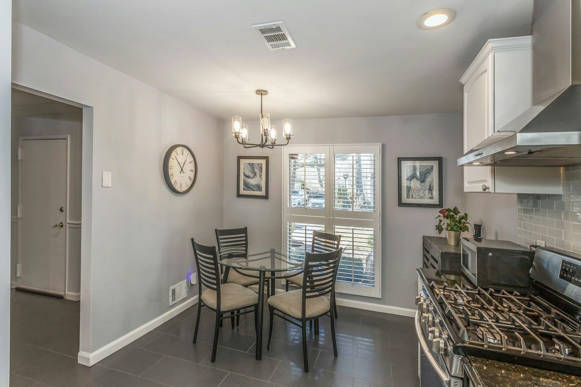 56 S Kristin Lane, Hauppauge, New York image 9