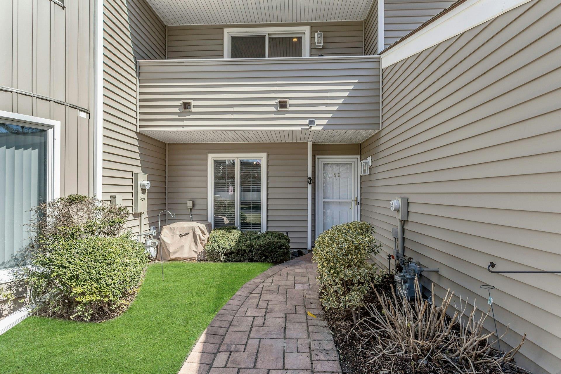 56 S Kristin Lane, Hauppauge, New York image 2