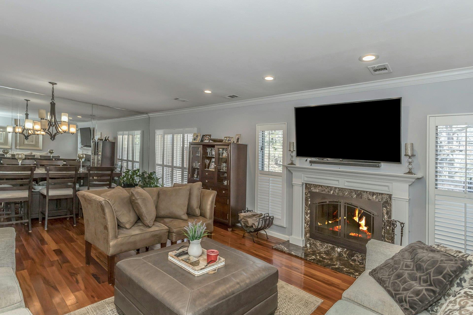 56 S Kristin Lane, Hauppauge, New York image 4