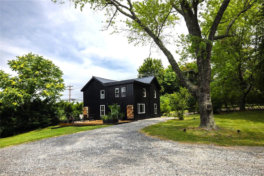 Photo of 5628 State Route 9G Rd, Hudson, NY 12534 (MLS # 974657)