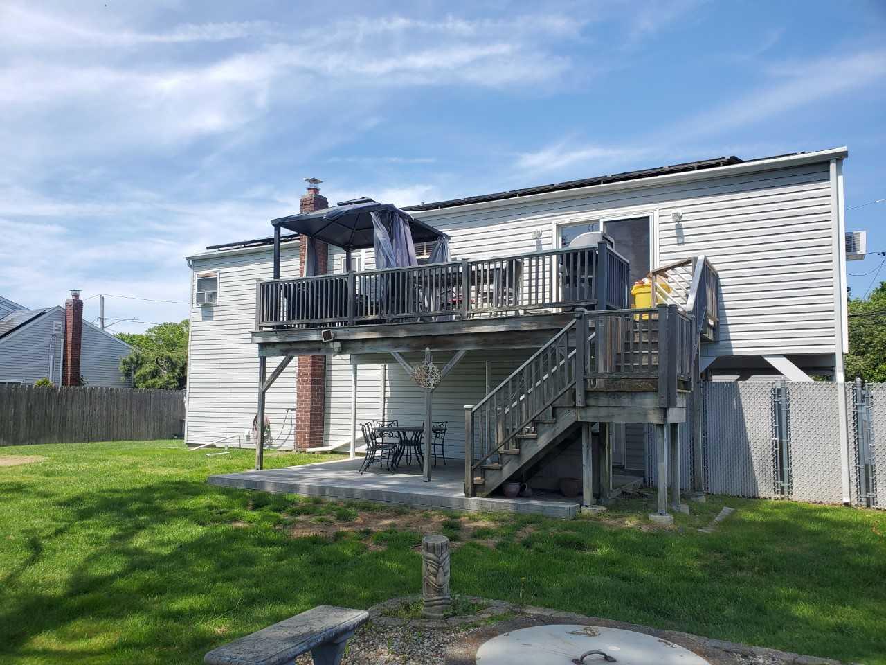 6 Holiday Park Drive, Centereach, New York image 16