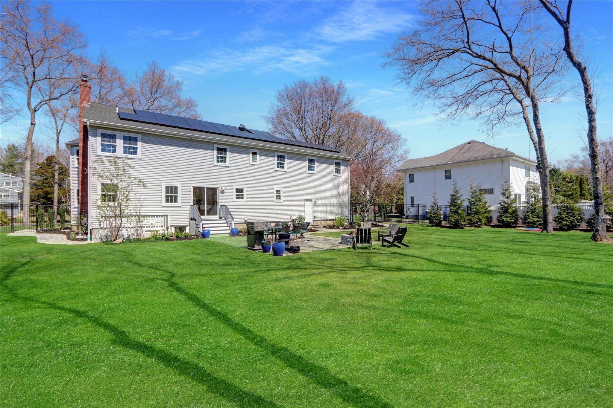 8 Franklin Avenue, East Setauket, Florida image 39