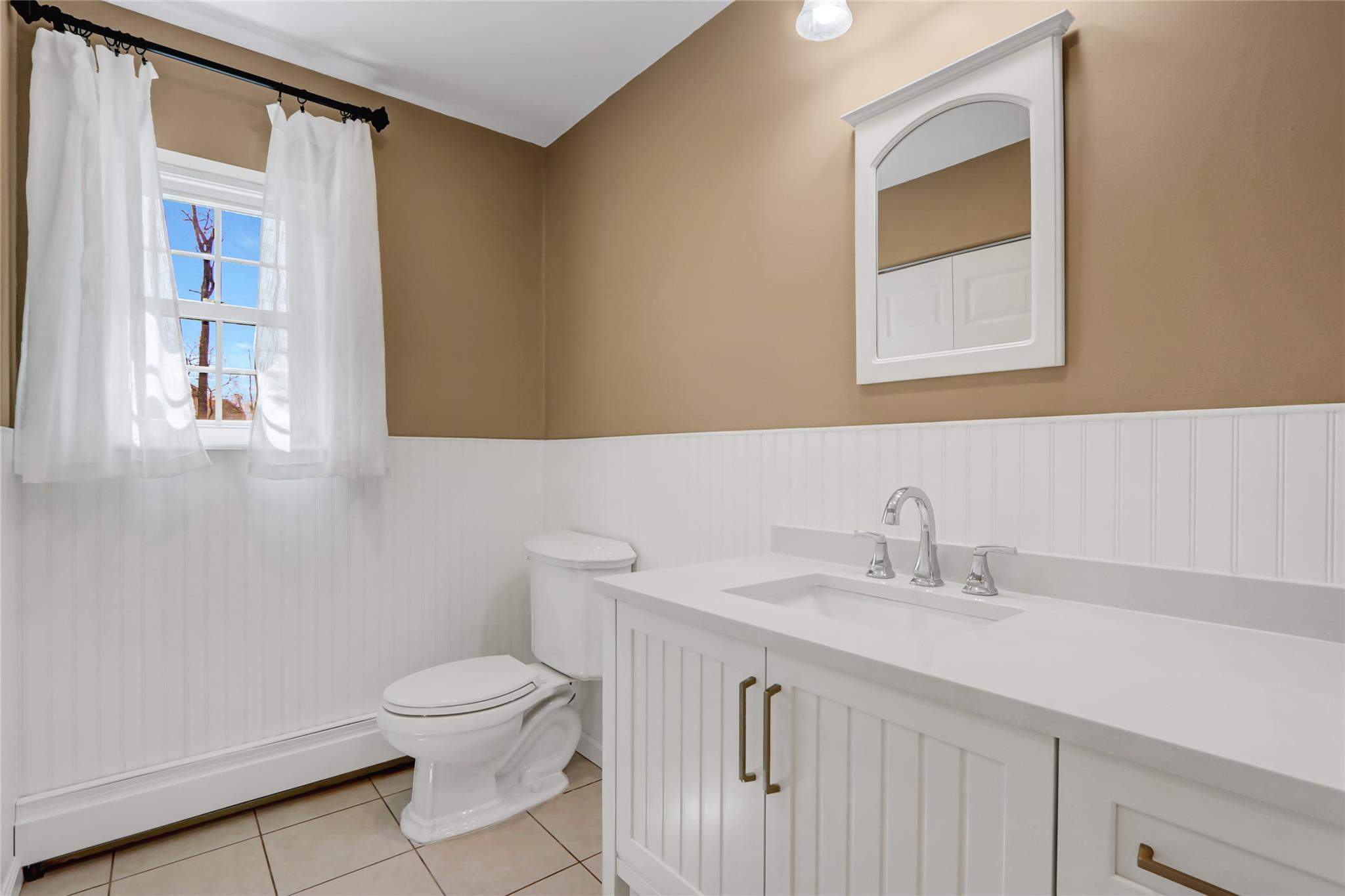 8 Franklin Avenue, East Setauket, Florida image 17