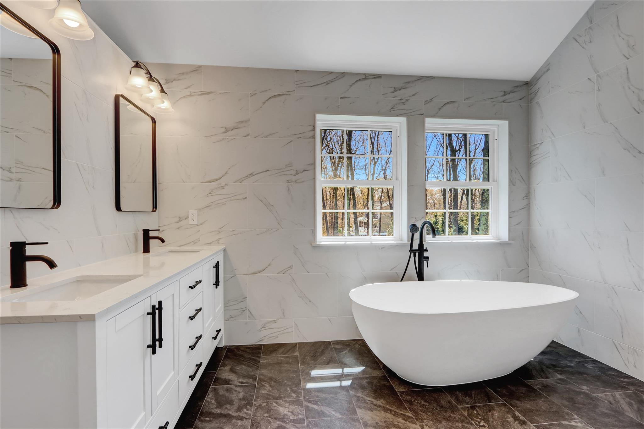 8 Franklin Avenue, East Setauket, Florida image 21