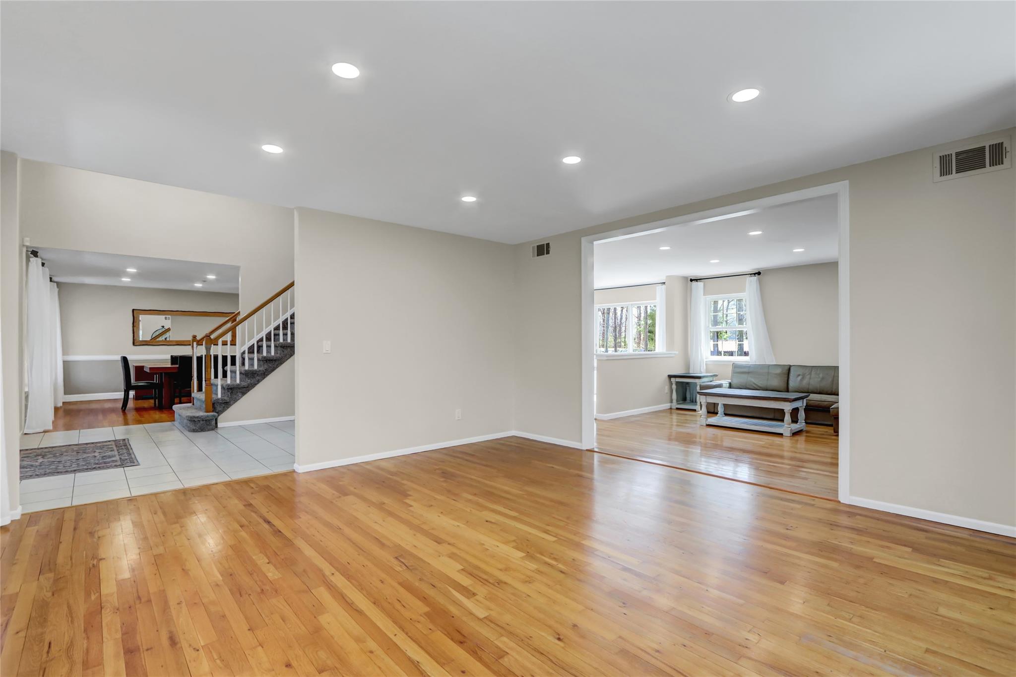 8 Franklin Avenue, East Setauket, Florida image 6