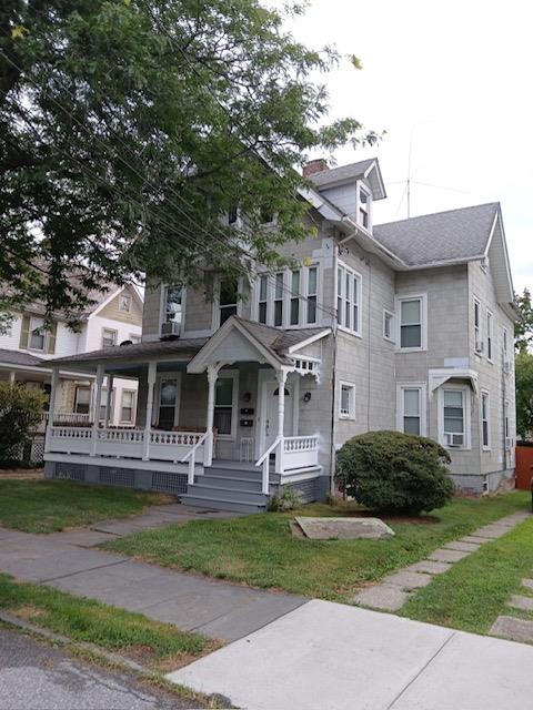 Union Avenue, Peekskill, New York - 2 Bedrooms  
1 Bathrooms - 