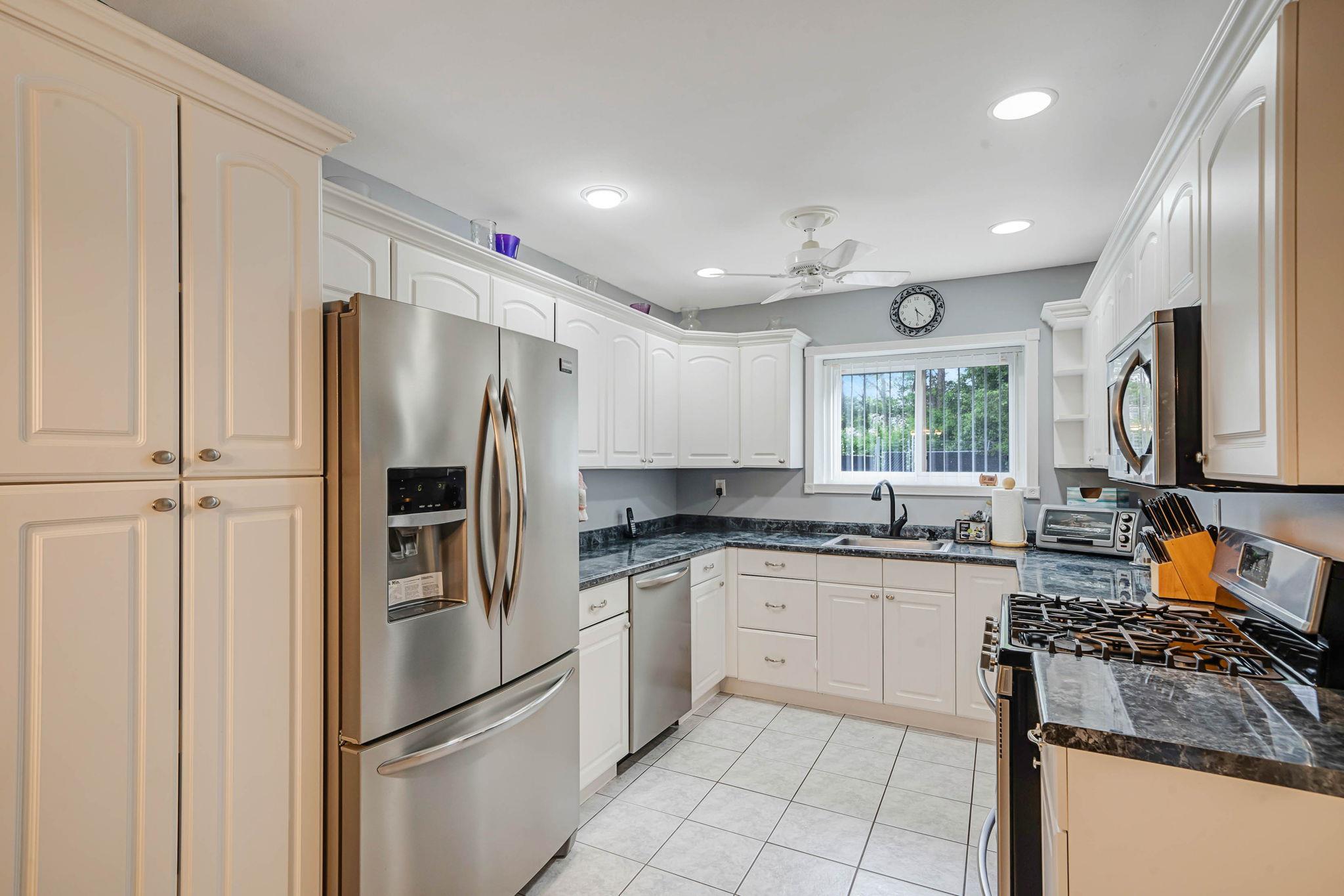 74 Gauguin Court #74, Middle Island, New York image 10