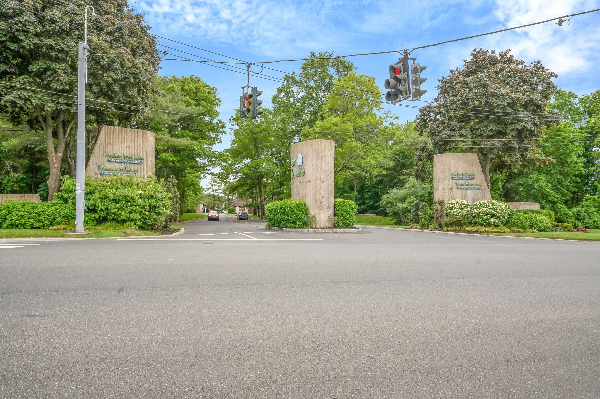 74 Gauguin Court #74, Middle Island, New York image 18