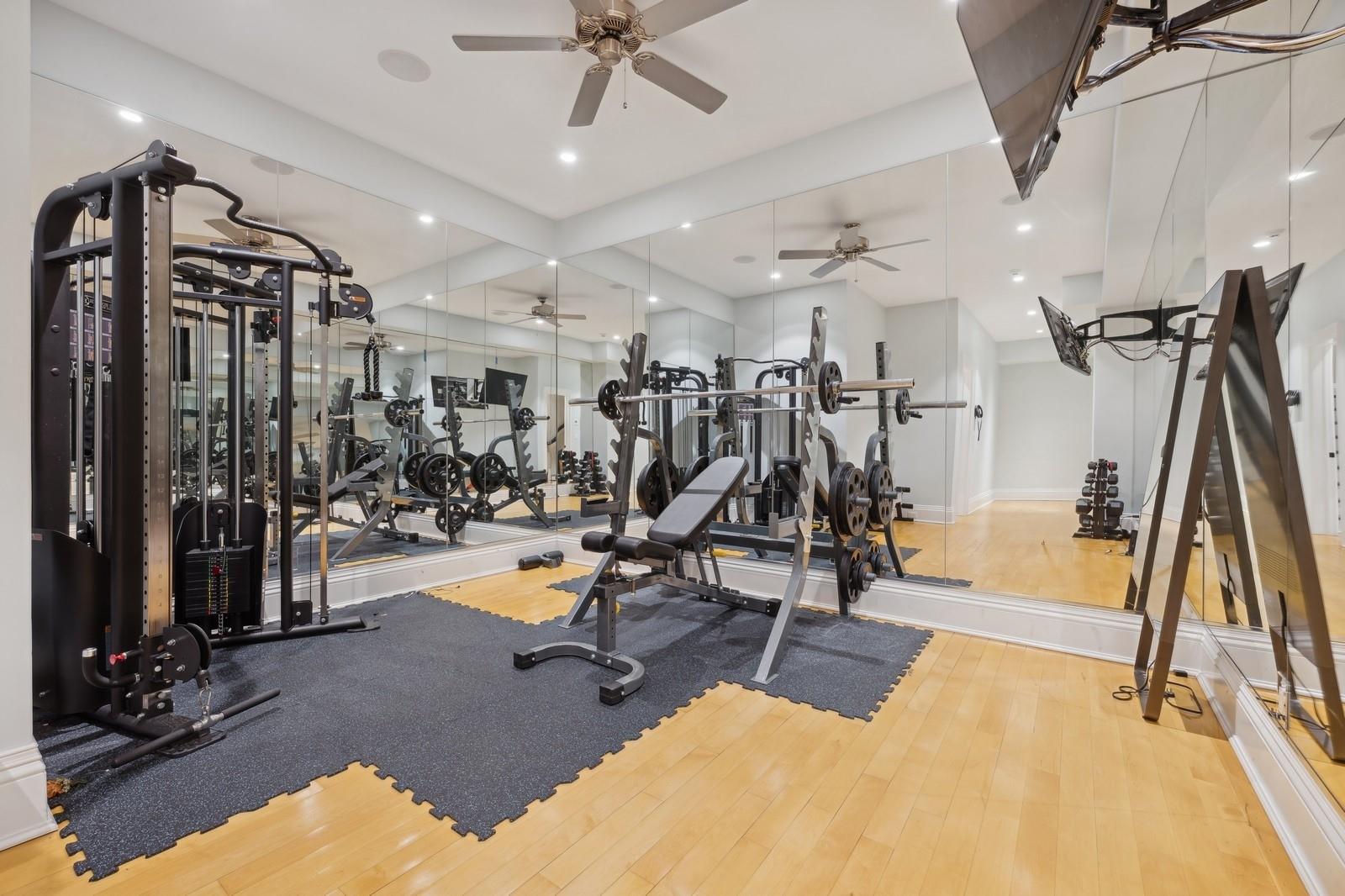 86 4th Street, Garden City, New York image 37