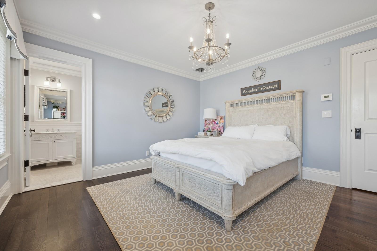 86 4th Street, Garden City, New York image 23