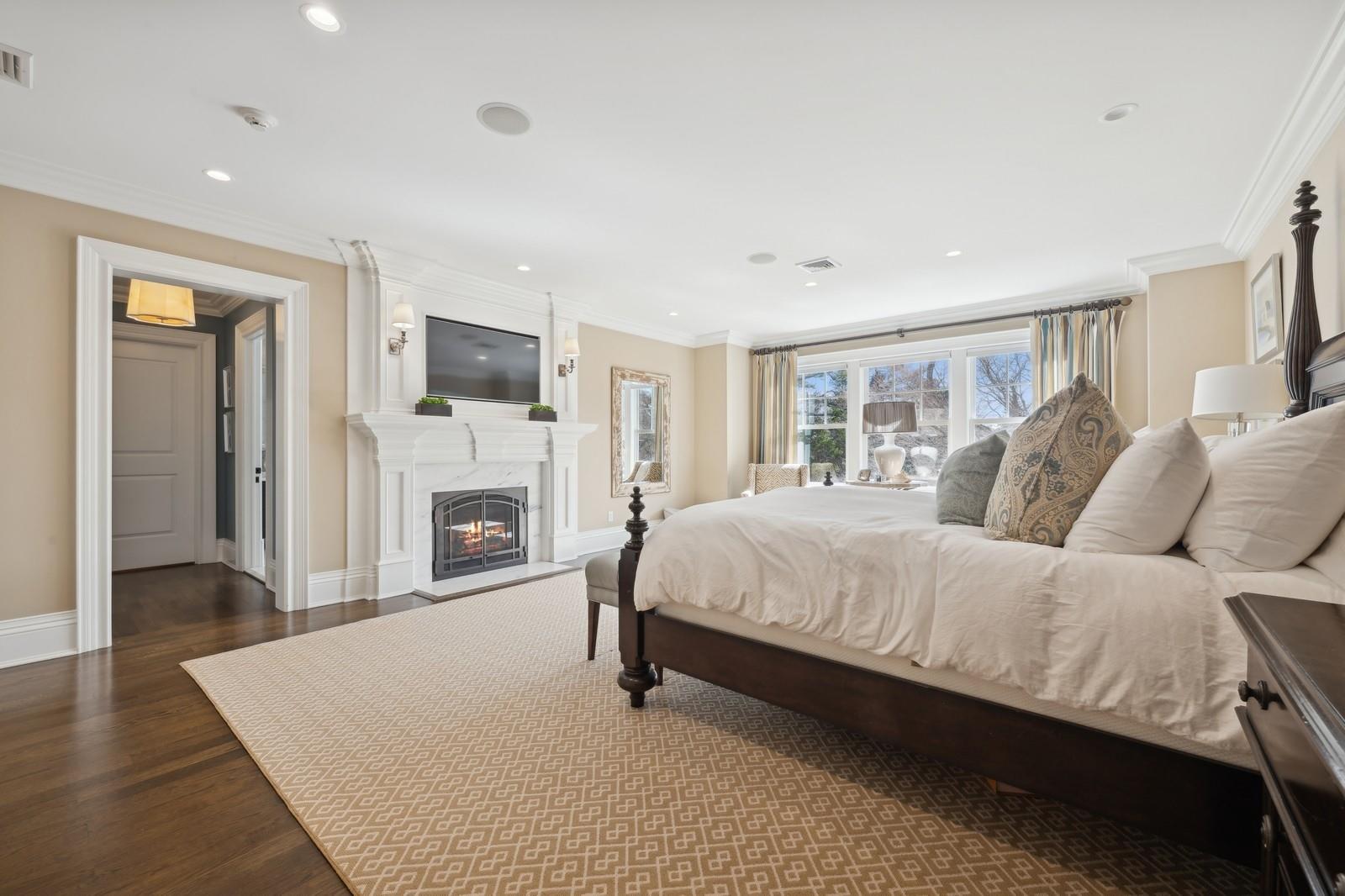 86 4th Street, Garden City, New York image 19