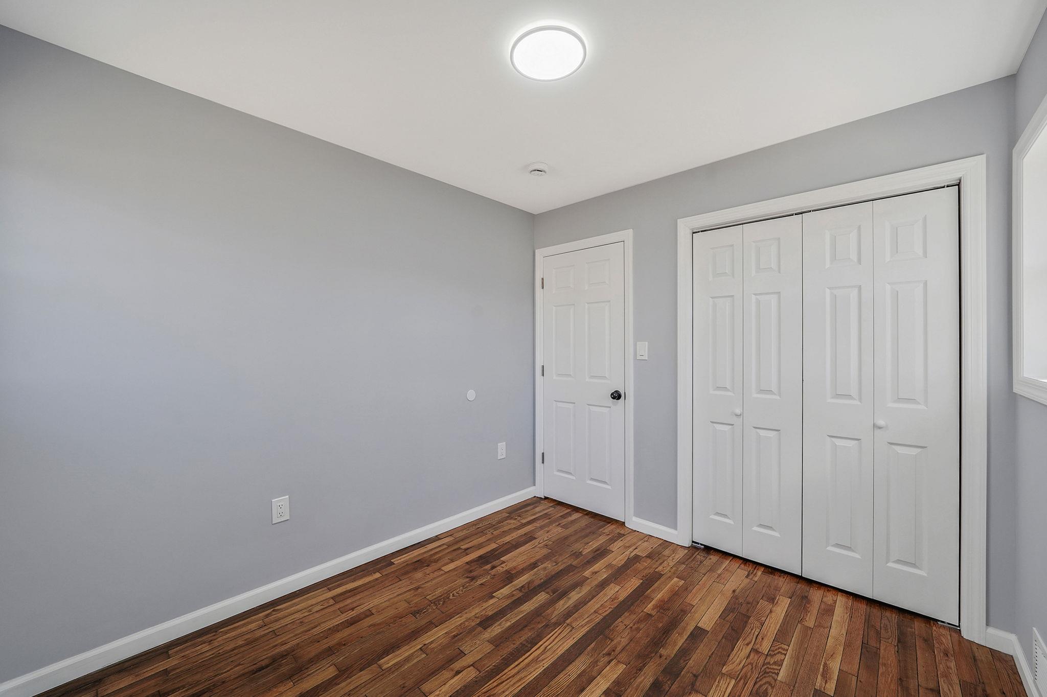 21 Lehigh Avenue, Centereach, New York image 24