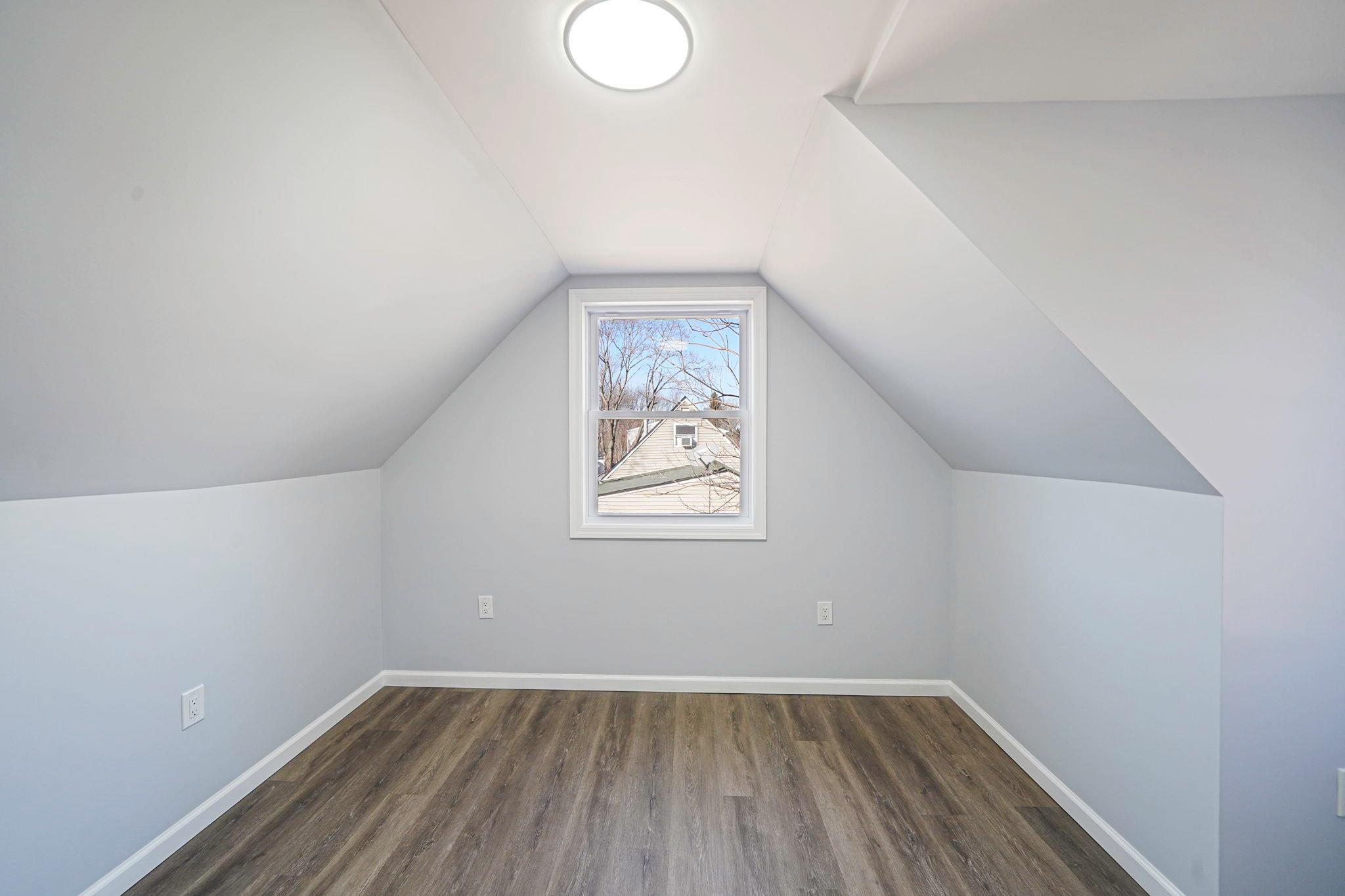 21 Lehigh Avenue, Centereach, New York image 30