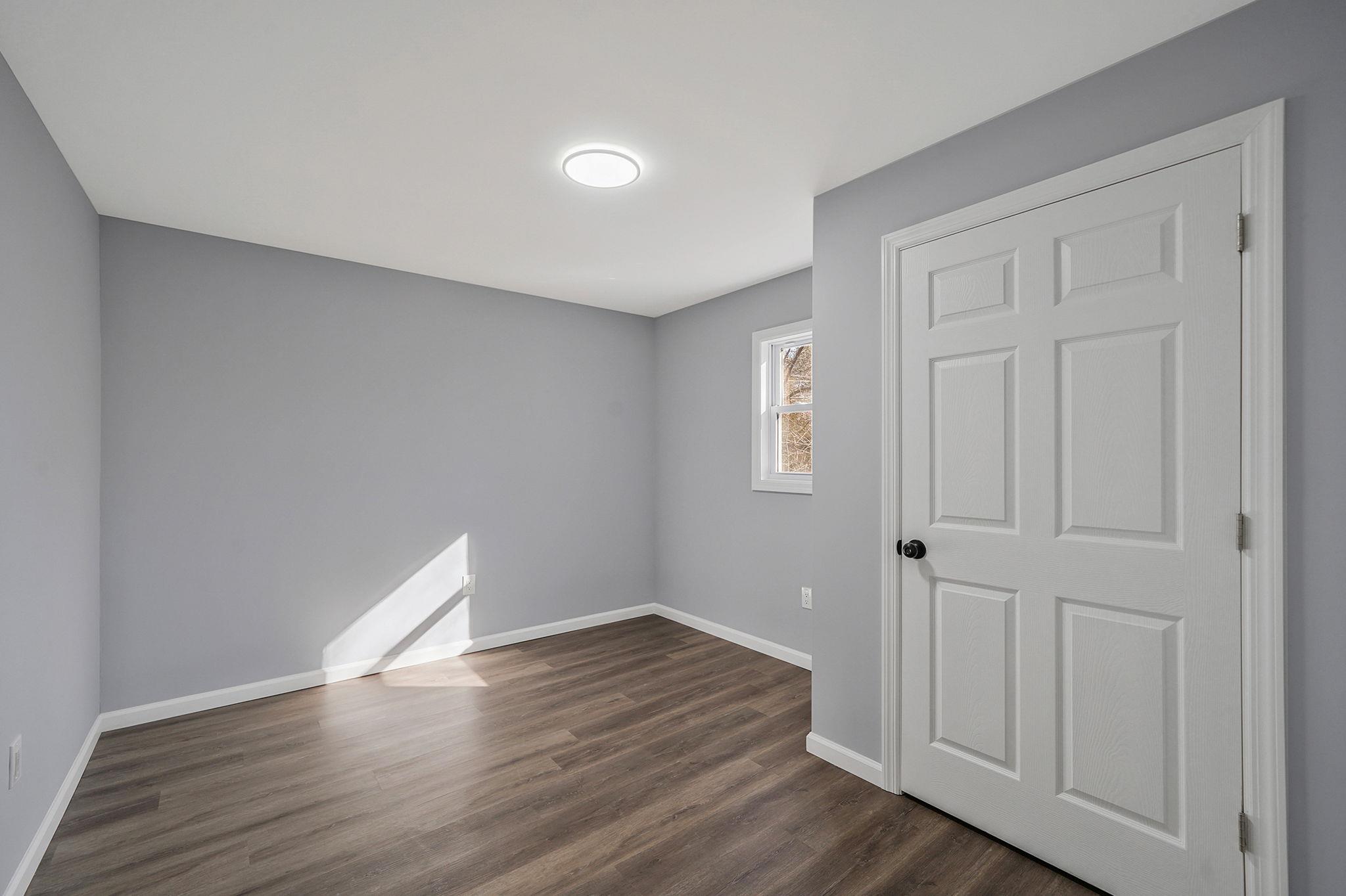 21 Lehigh Avenue, Centereach, New York image 16