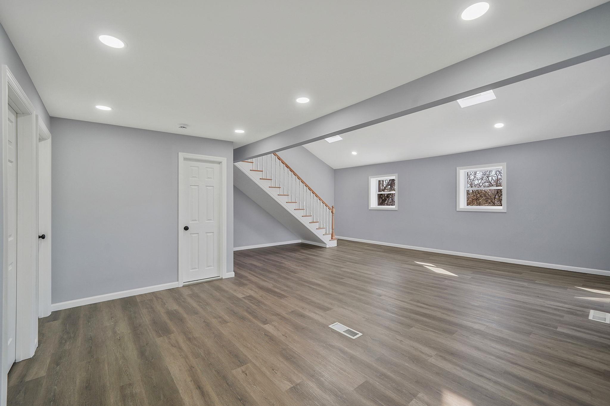 21 Lehigh Avenue, Centereach, New York image 12