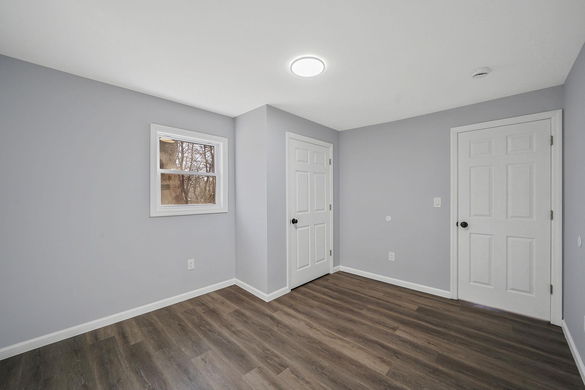 21 Lehigh Avenue, Centereach, New York image 17