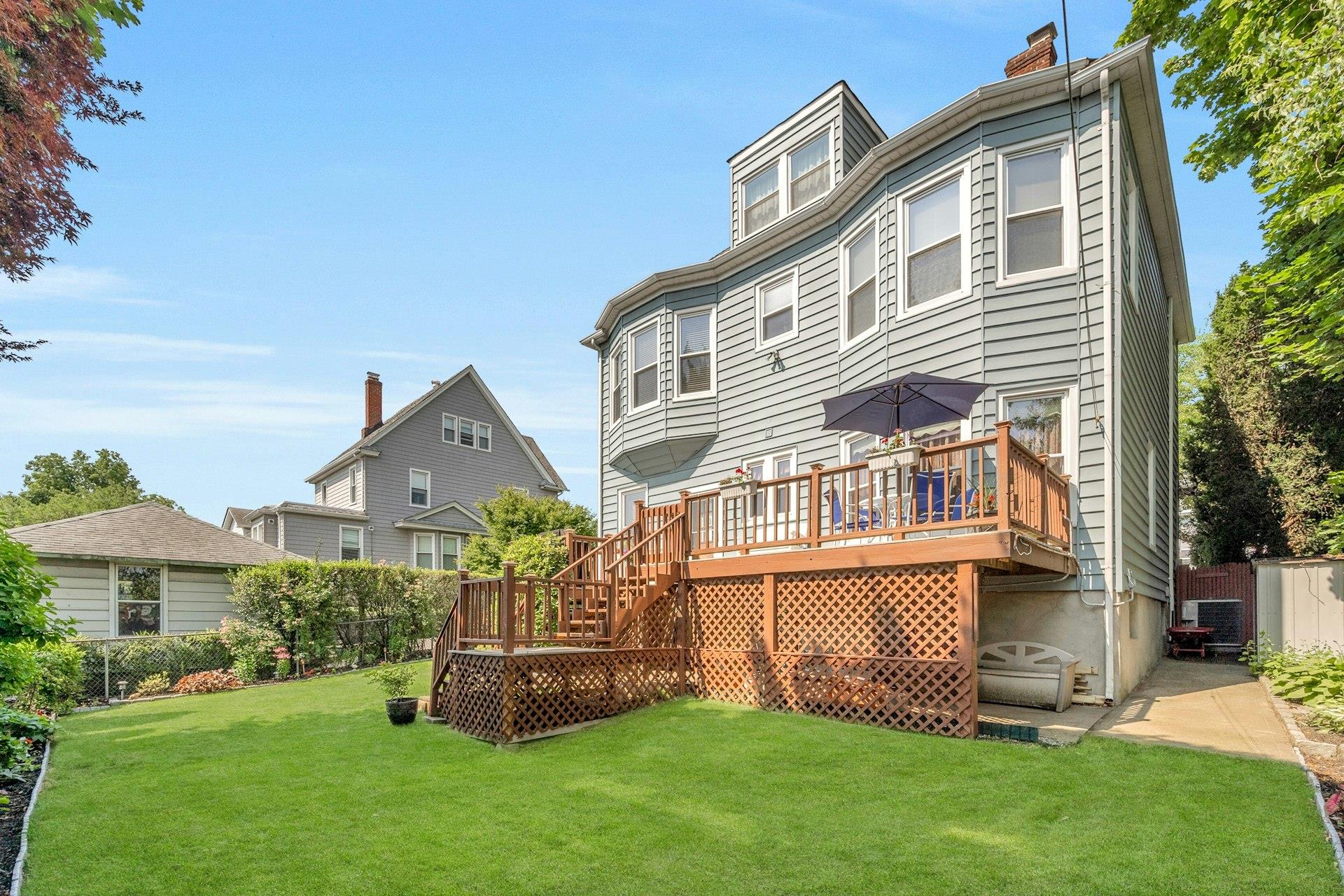 64 Albemarle Place, Yonkers, New York image 36