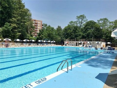 2 Sadore Lane 6R Yonkers NY 10710