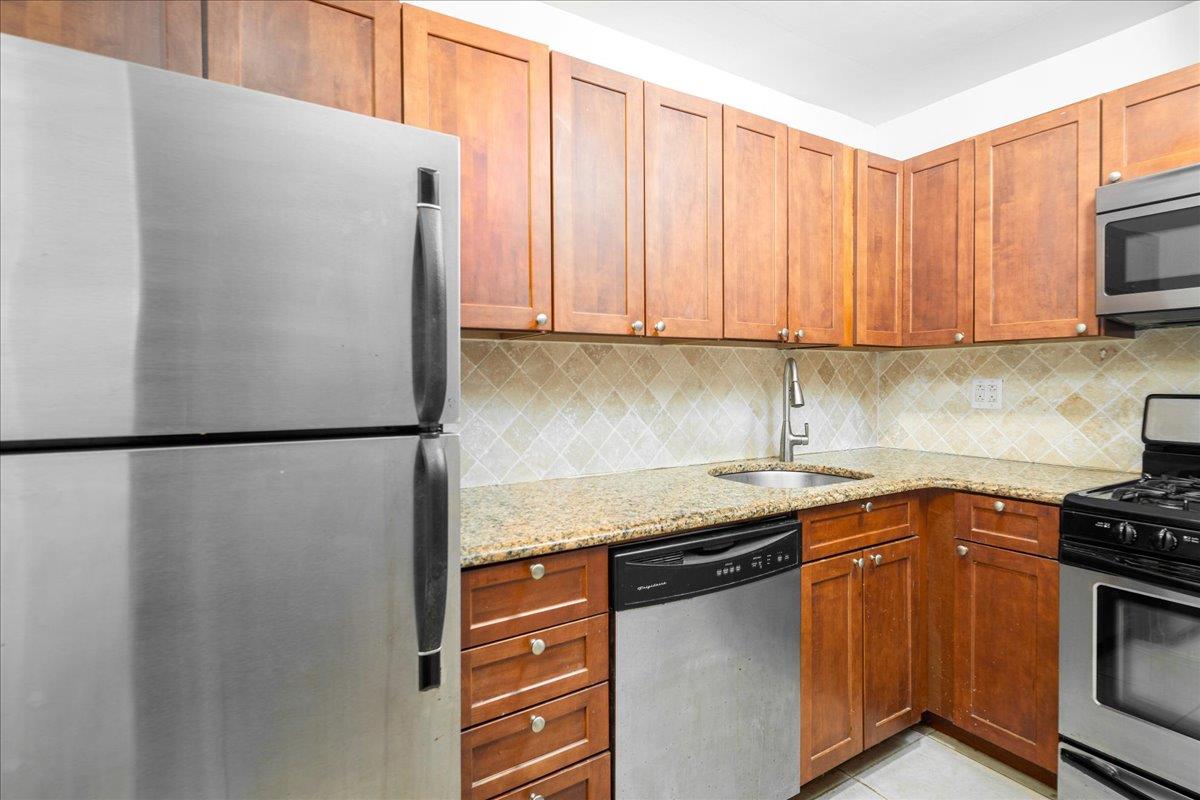 750 Shore Road #1K, Long Beach, New York image 5
