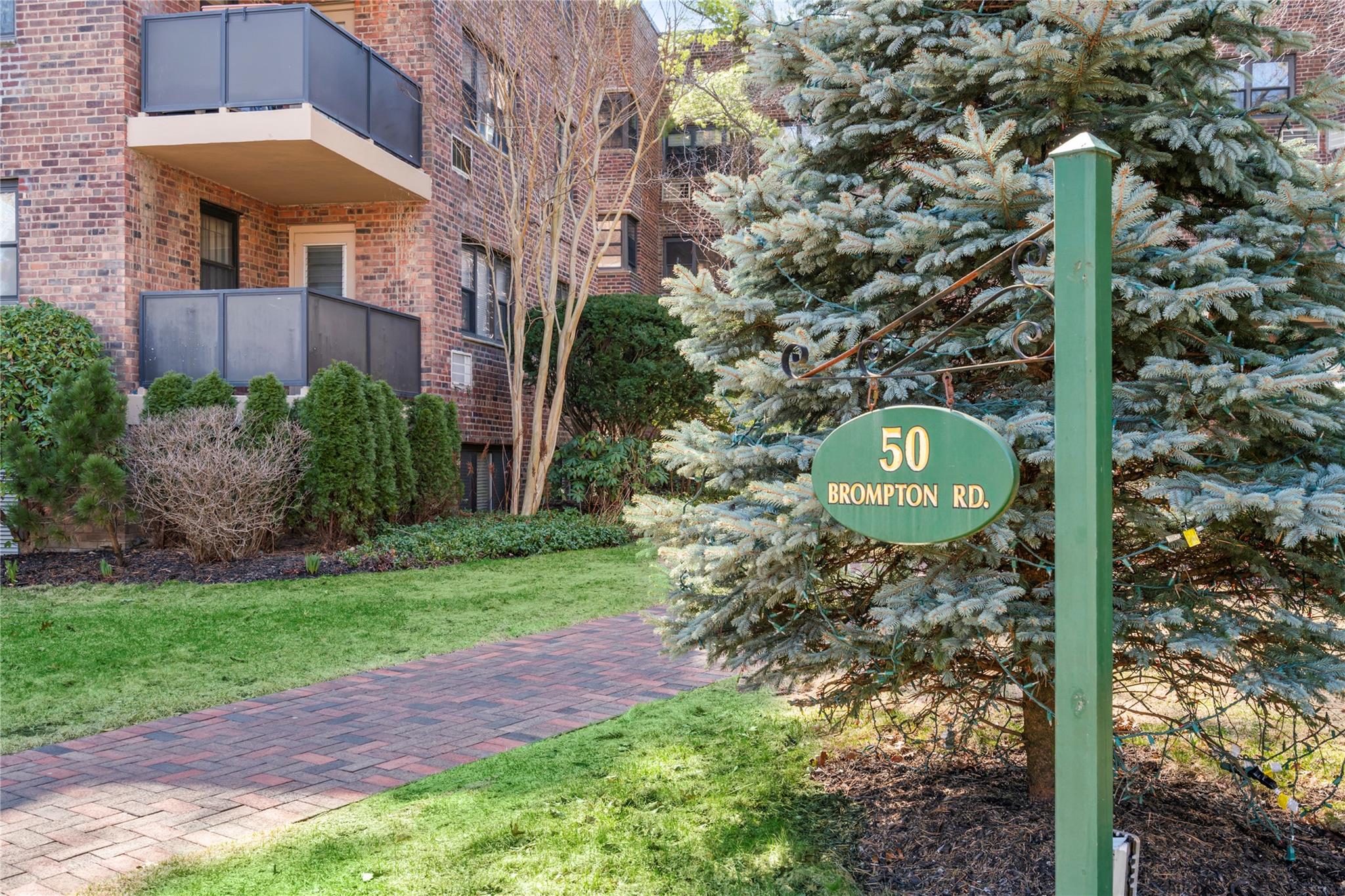 50 Brompton Road Rd #1T, Great Neck, New York image 2