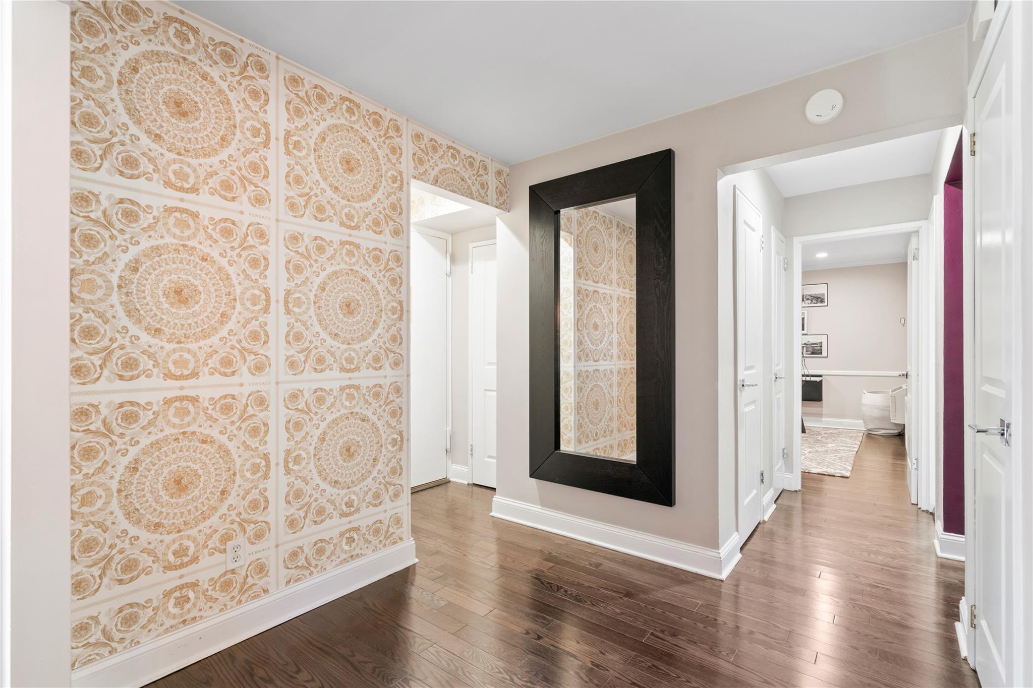 50 Brompton Road Rd #1T, Great Neck, New York image 4