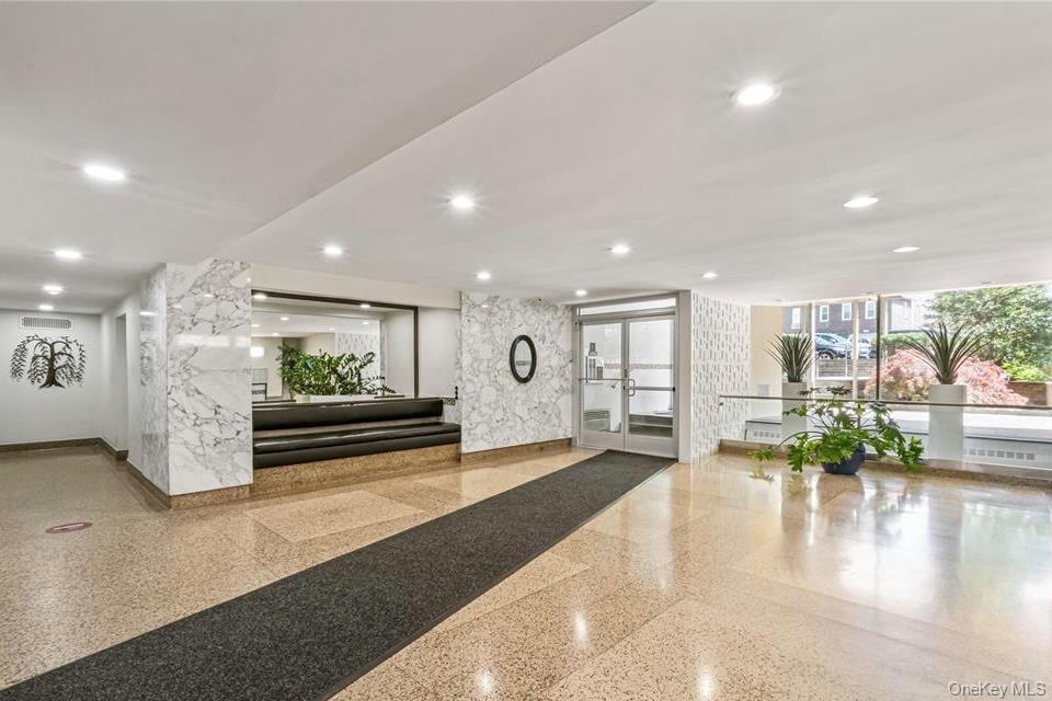 23-20 Bell Blvd 5C