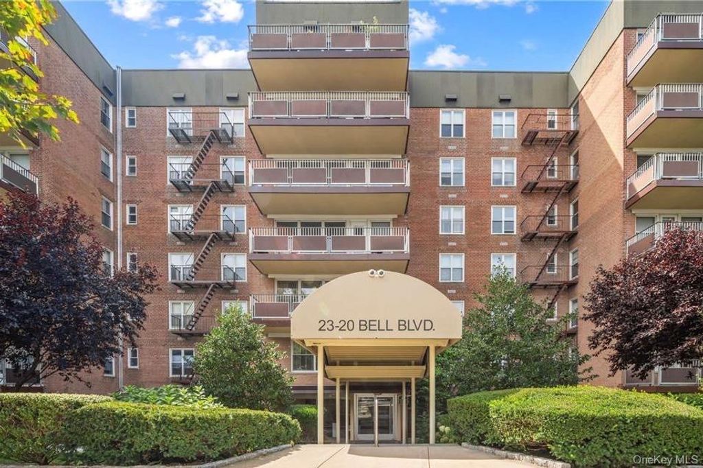Photo of 23-20 Bell Blvd Blvd #5C, Bayside, NY 11360 (MLS # 1004884)