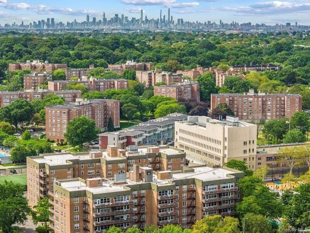 Photo of 23-20 Bell Blvd Blvd #5C, Bayside, NY 11360 (MLS # 1004884)