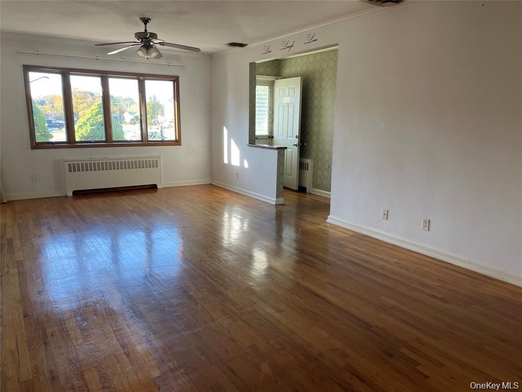 Photo of 1115 Agnes Court, Valley Stream, NY 11580 (MLS # 965989)